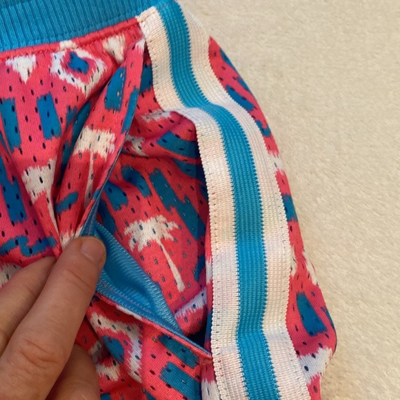Chubbies hot pink turquoise palm tree gym shorts Sz XL EUC - Picture 4 of 6